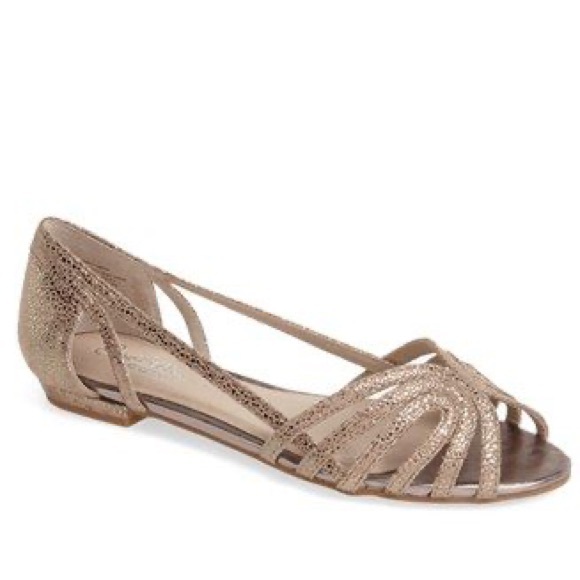 Seychelles Shoes - Seychelles Metallic Flat Sandal “Would I Lie”
